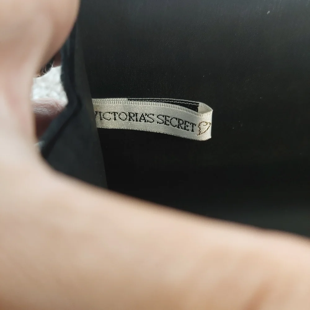 VICTORIA'S SECRET Vintage Black Velvet Clutch‎
